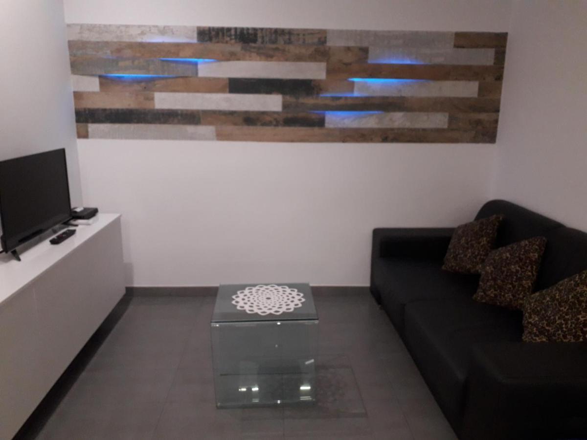 Ciudad De La Paz Apartman Madrid Kültér fotó