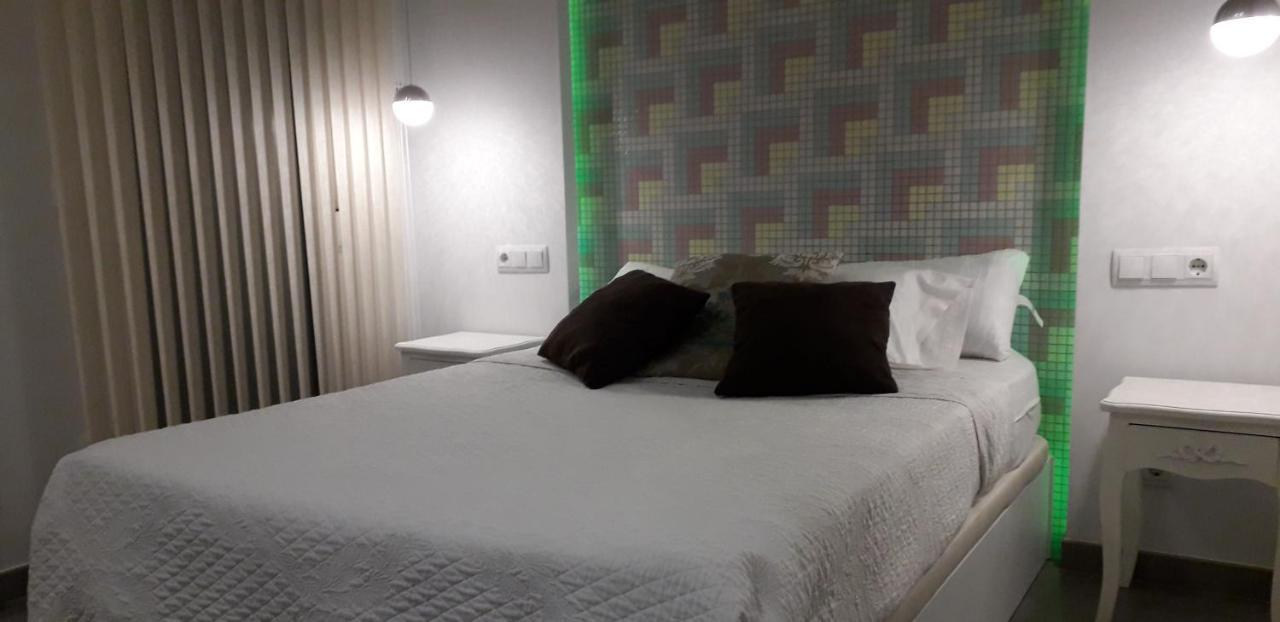 Ciudad De La Paz Apartman Madrid Kültér fotó
